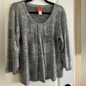 Hearts of Palm Metallic Silver Shimmery Blouse w/Crystal Neckline   Size L